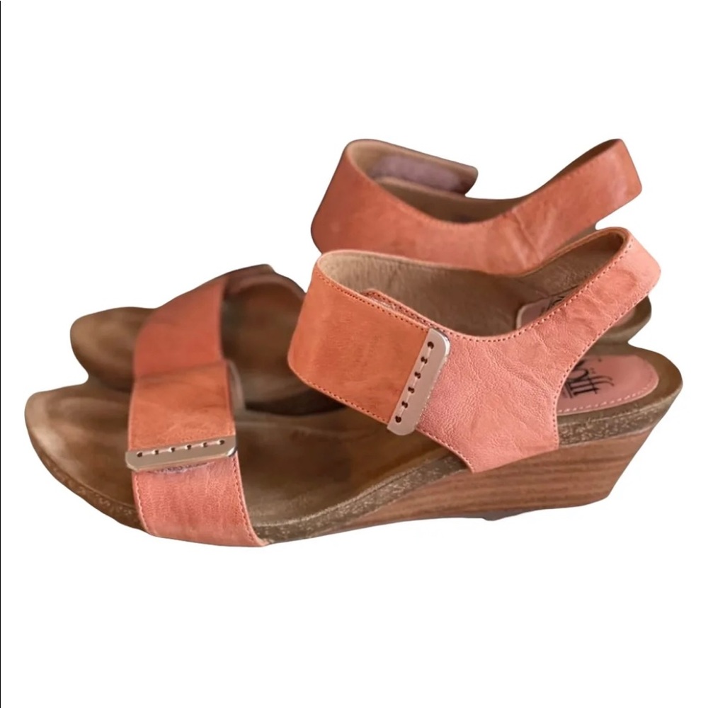 Sofft Women's Orange Sandals